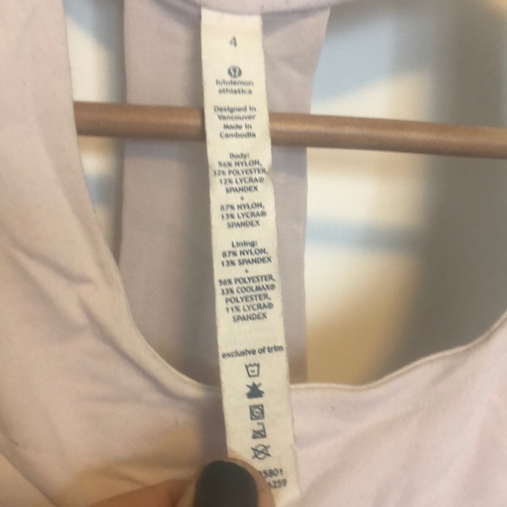 Lulu Lemon Size 4 Racerback - Picture 2 of 3